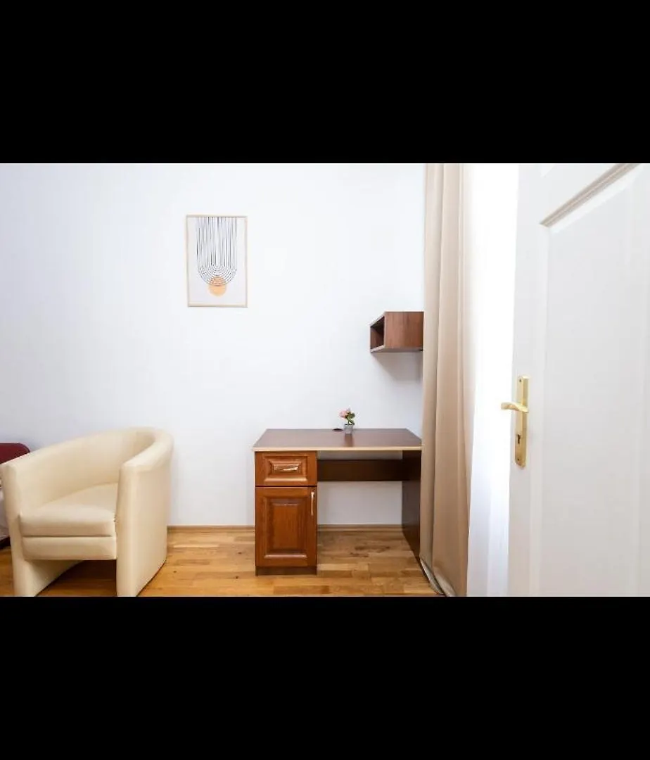 Crystal Apartment וינה