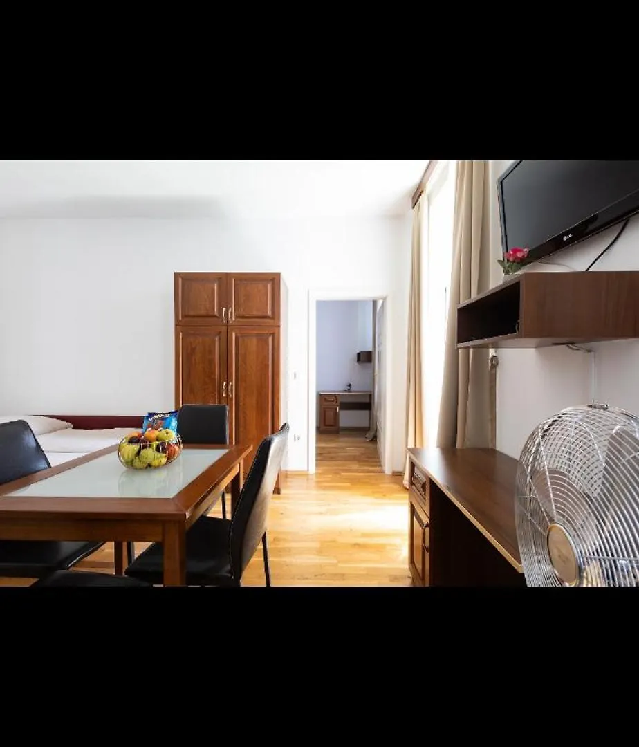 Crystal Apartment Viyana Avusturya